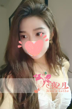 あやちゃん セラピスト写真